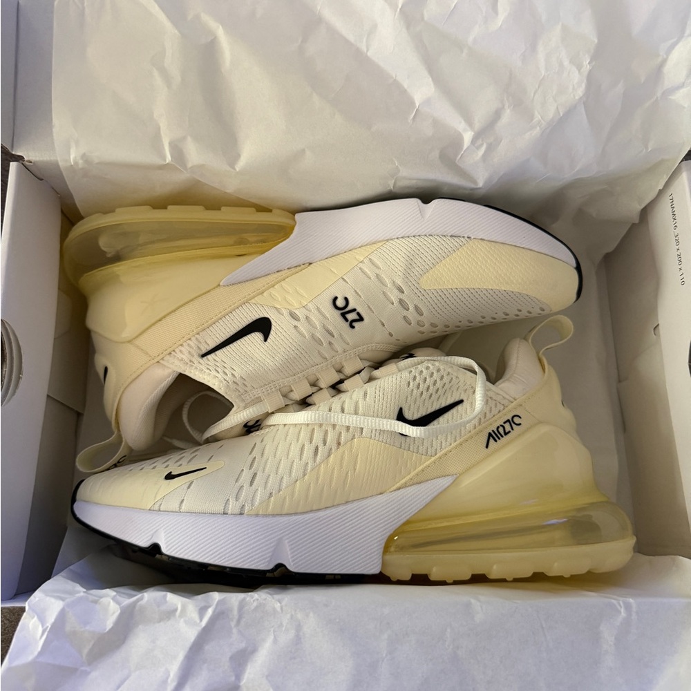 Nike Women’s Air Max 270